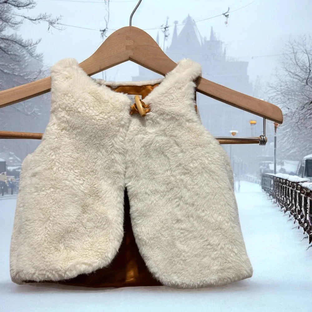 Tahari Faux Fur Vest in Cream and Tan